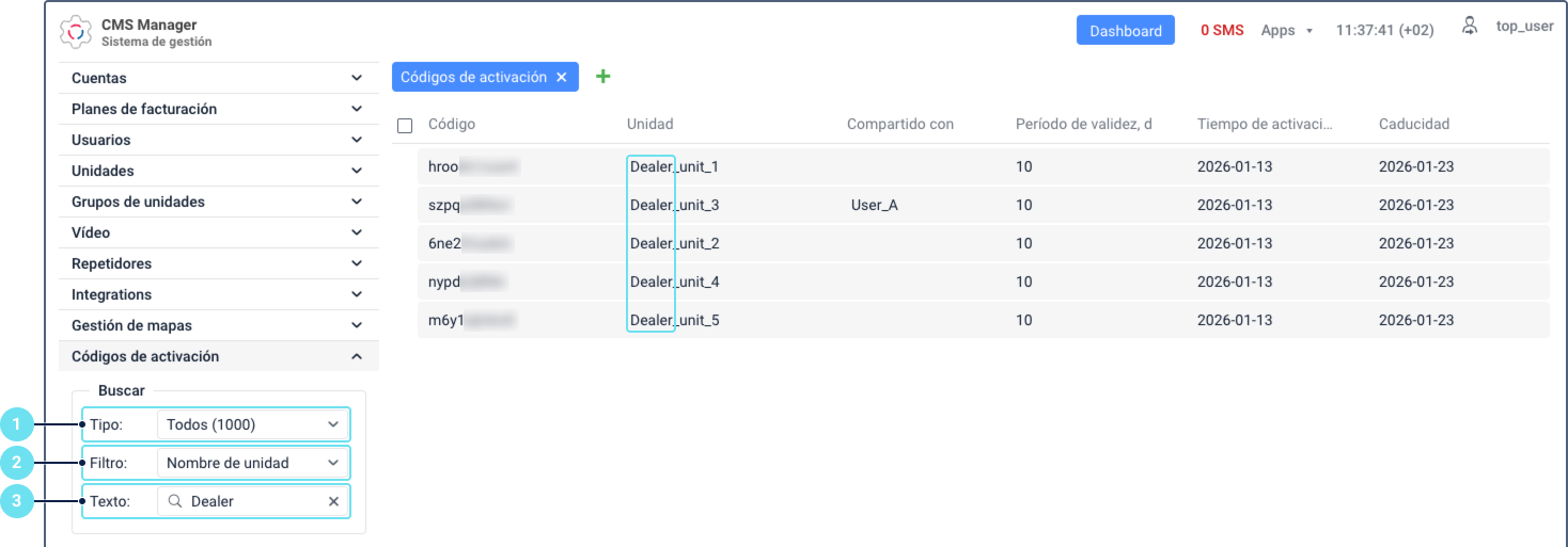 La interfaz de "CMS Manager" muestra la sección "Códigos de activación". Un panel de búsqueda a la izquierda presenta llamadas numeradas para los campos "Tipo", "Filtro" y "Texto", con los resultados filtrados por "Nombre de unidad". La tabla principal muestra los códigos filtrados con columnas como "Código", "Unidad", "Compartido con", "Período de validez, d", "Tiempo de activación" y "Caducidad".